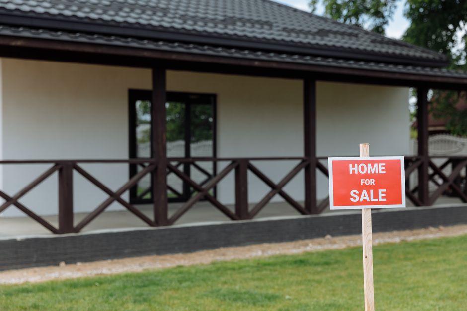 Should I Buy a Traditional Home or House Hack a Duplex?