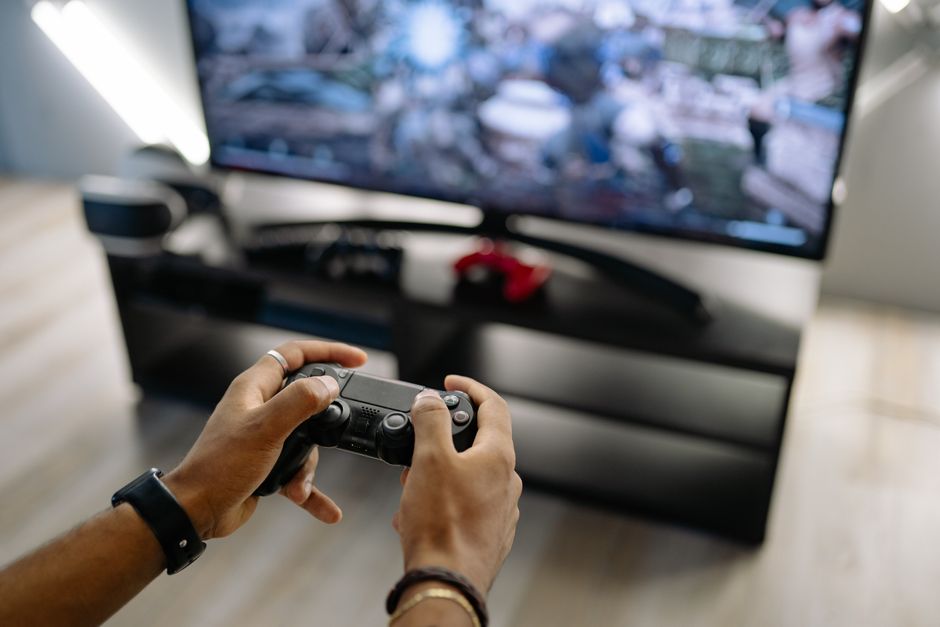 How Do I Evaluate a Low-Cost Used Gaming PC Before Buying It?