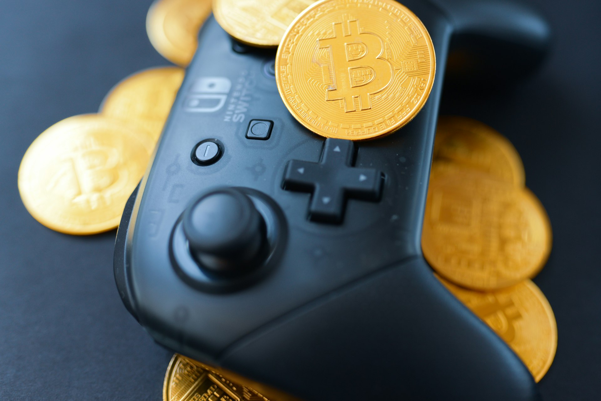 Unlocking Value: How Blockchain-Based Play-to-Earn Gaming Models Empower Players