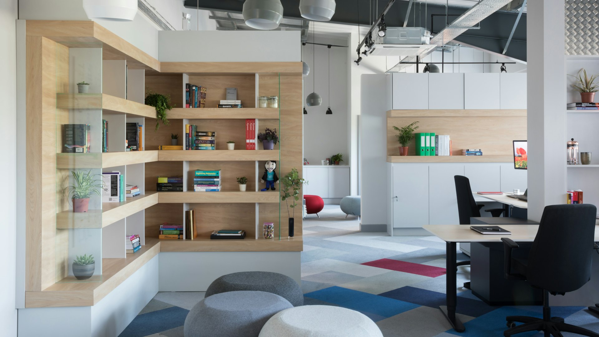 Navigating the Future: Trends and Opportunities in Coworking Spaces and Shared Offices