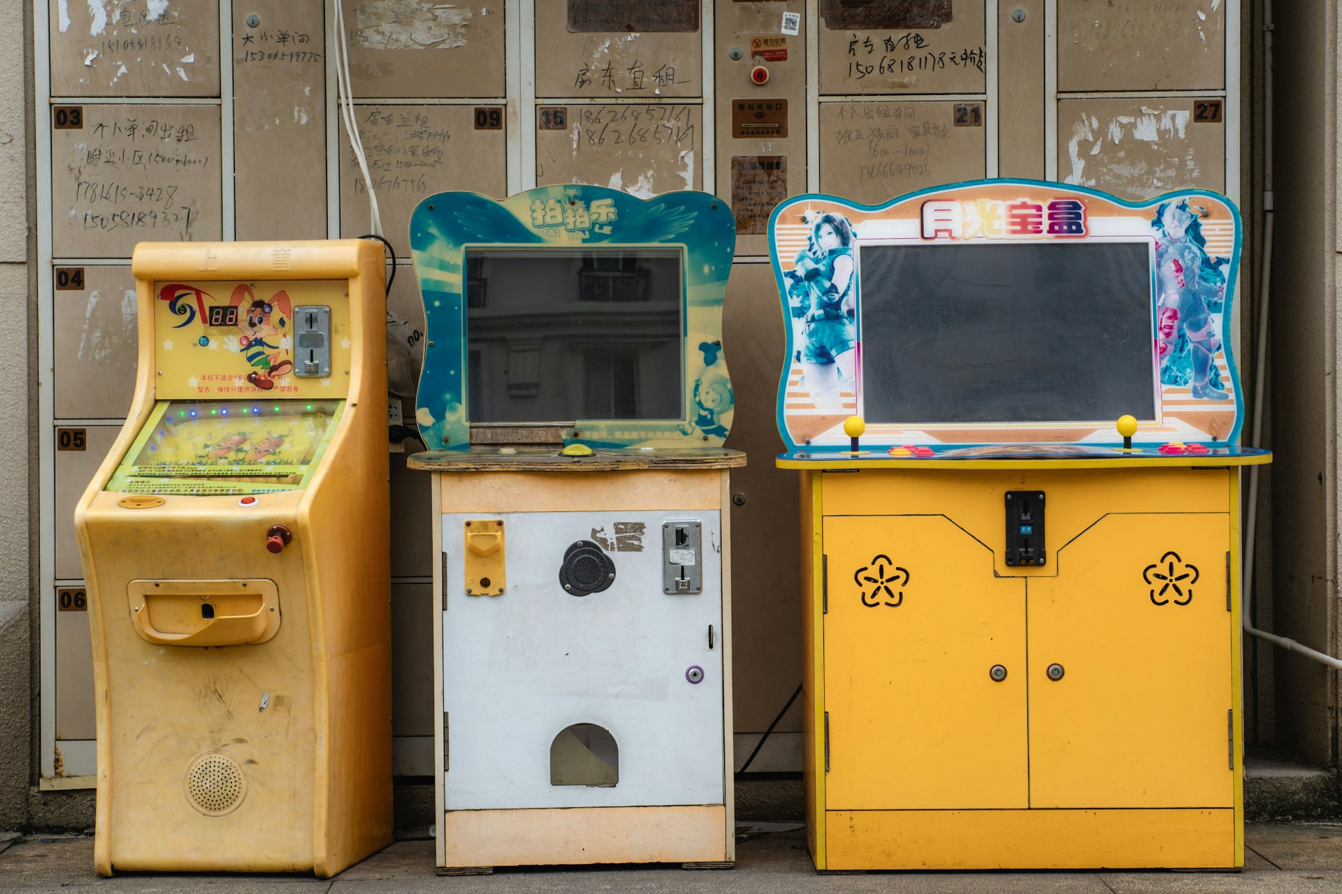 Unpacking the Impact of Artificial Scarcity in Digital Game Items: Psychology, Collecting, and Consumer Strategies