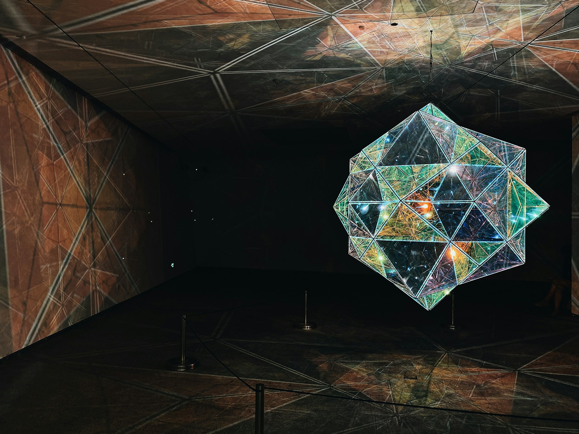 Redefining Artistic Boundaries: The Future of Mixed Reality Art Experiences